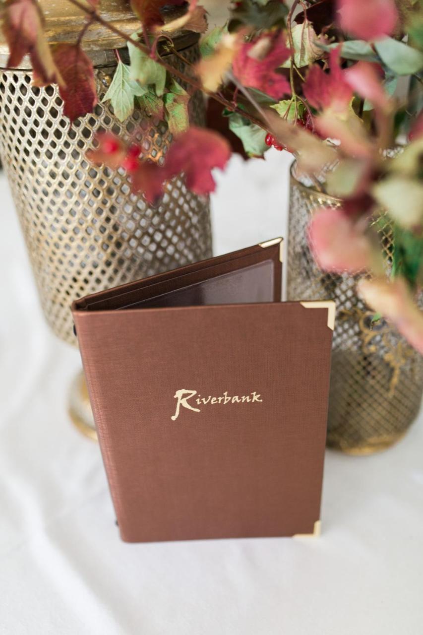 Riverbank, Country Pub And Guesthouse كاريكماكروس المظهر الخارجي الصورة